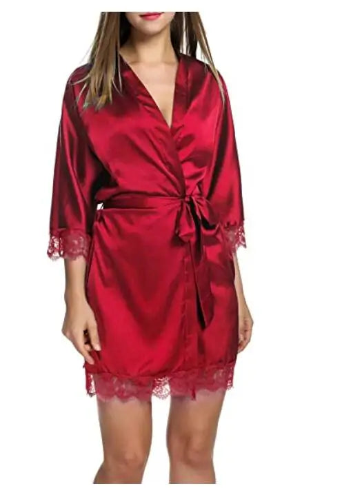 Robe de Nuit Satinée avec Dentelle